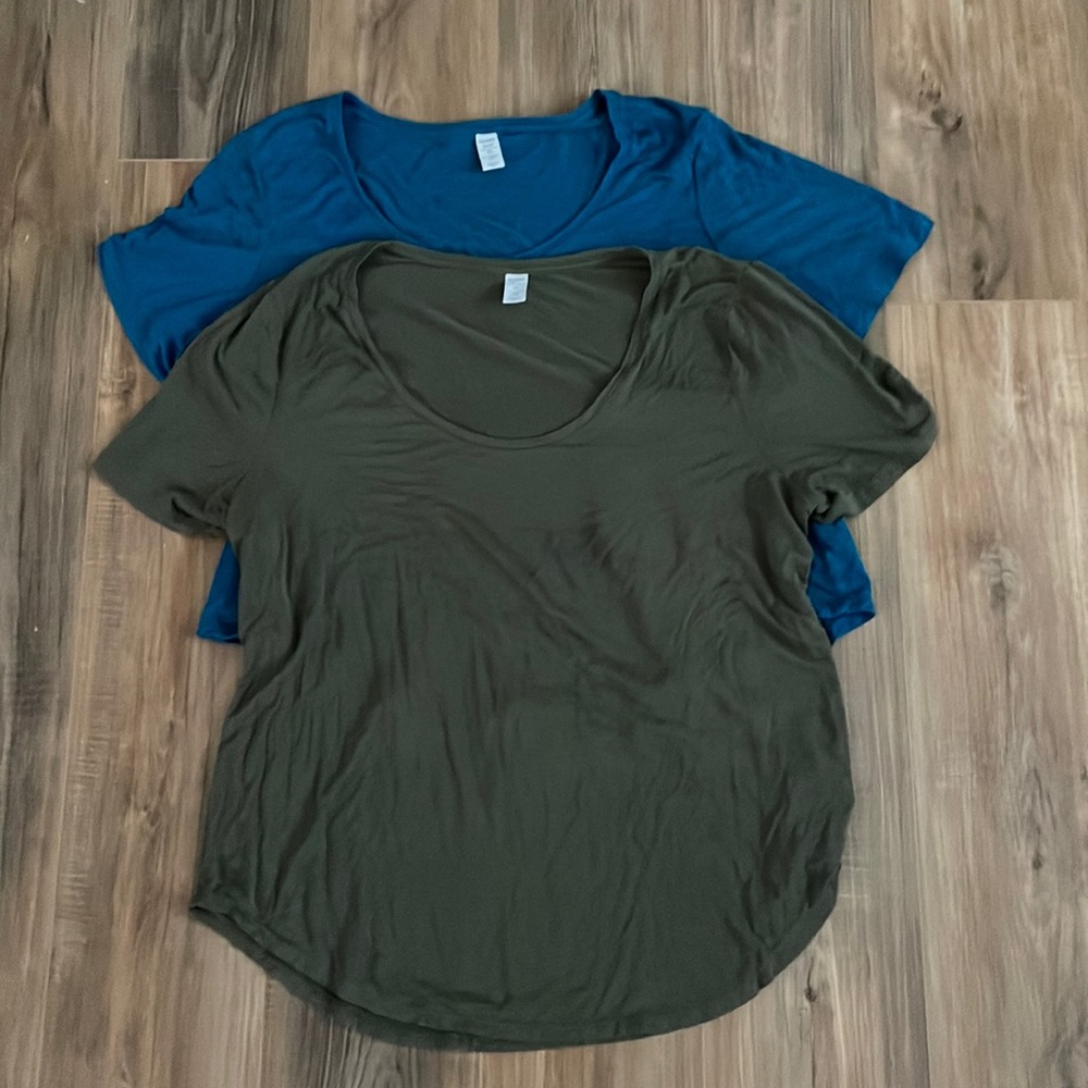 Old Navy Women’s Shirts